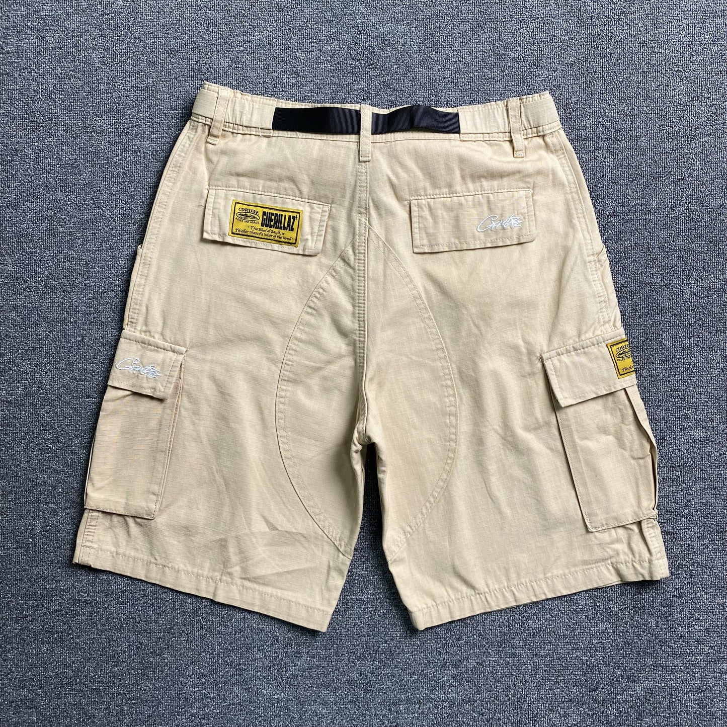 Corteiz Alcatraz Cargo Shorts Beige