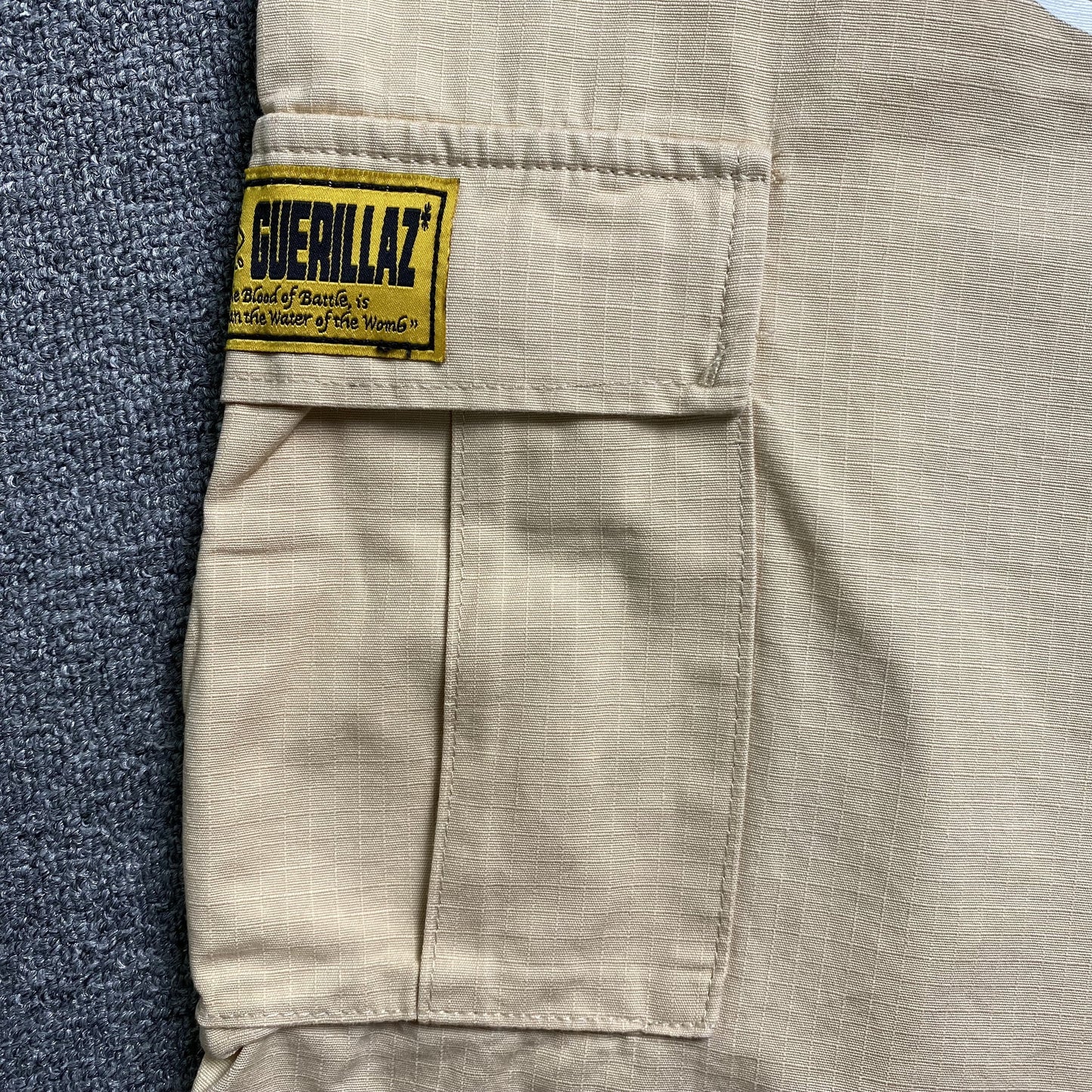 Corteiz Alcatraz Cargo Shorts Beige