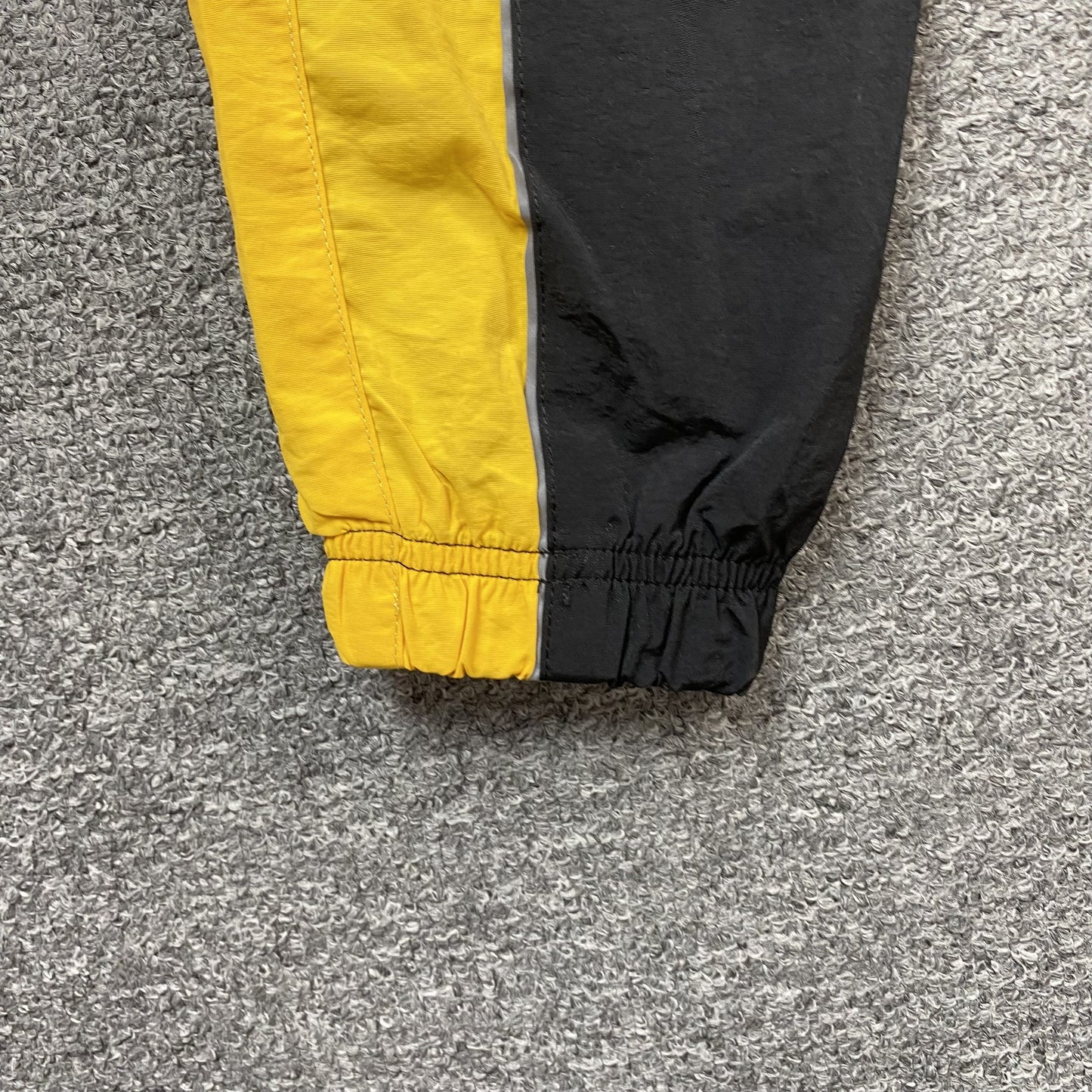 Corteiz Spring Jacket Black Yellow