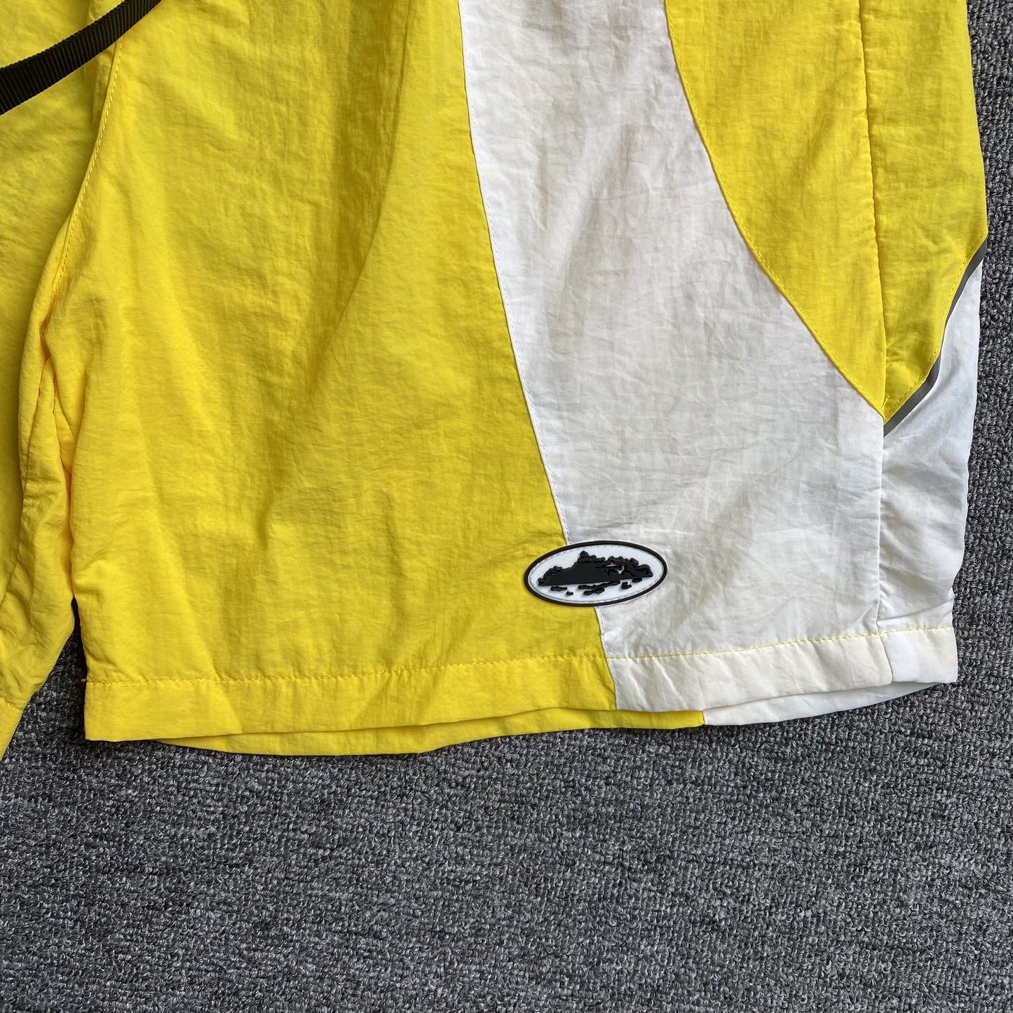 Corteiz Spring Shorts Yellow