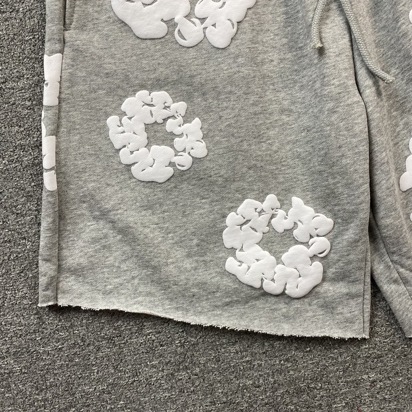 Denim Tears The Cotton Wreath Shorts Grey