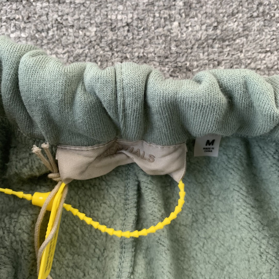 Fear of God Essentials Shorts Sycamore