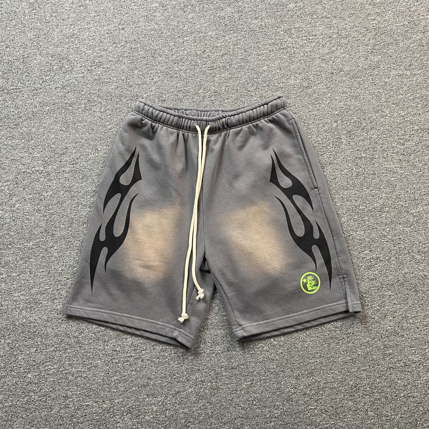 Hellstar Flame Shorts Grey