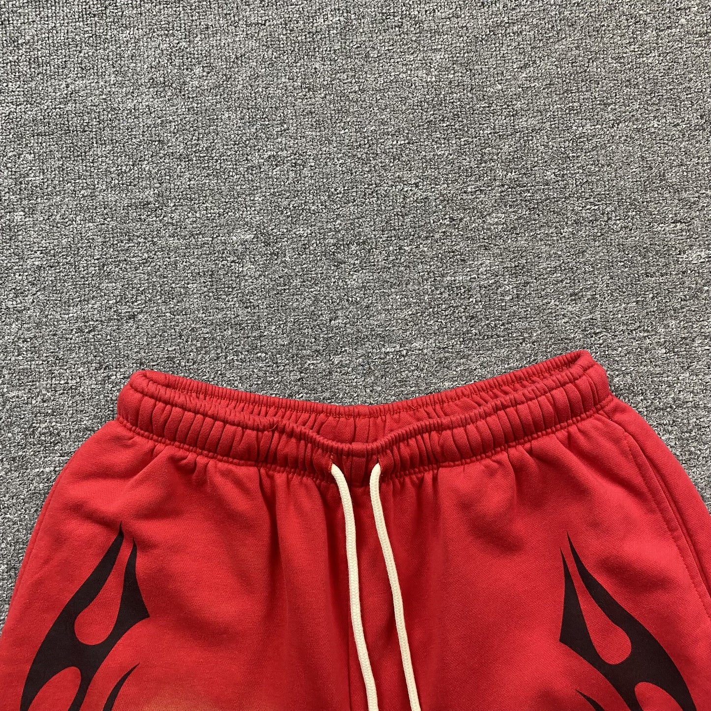 Hellstar Flame Shorts Red