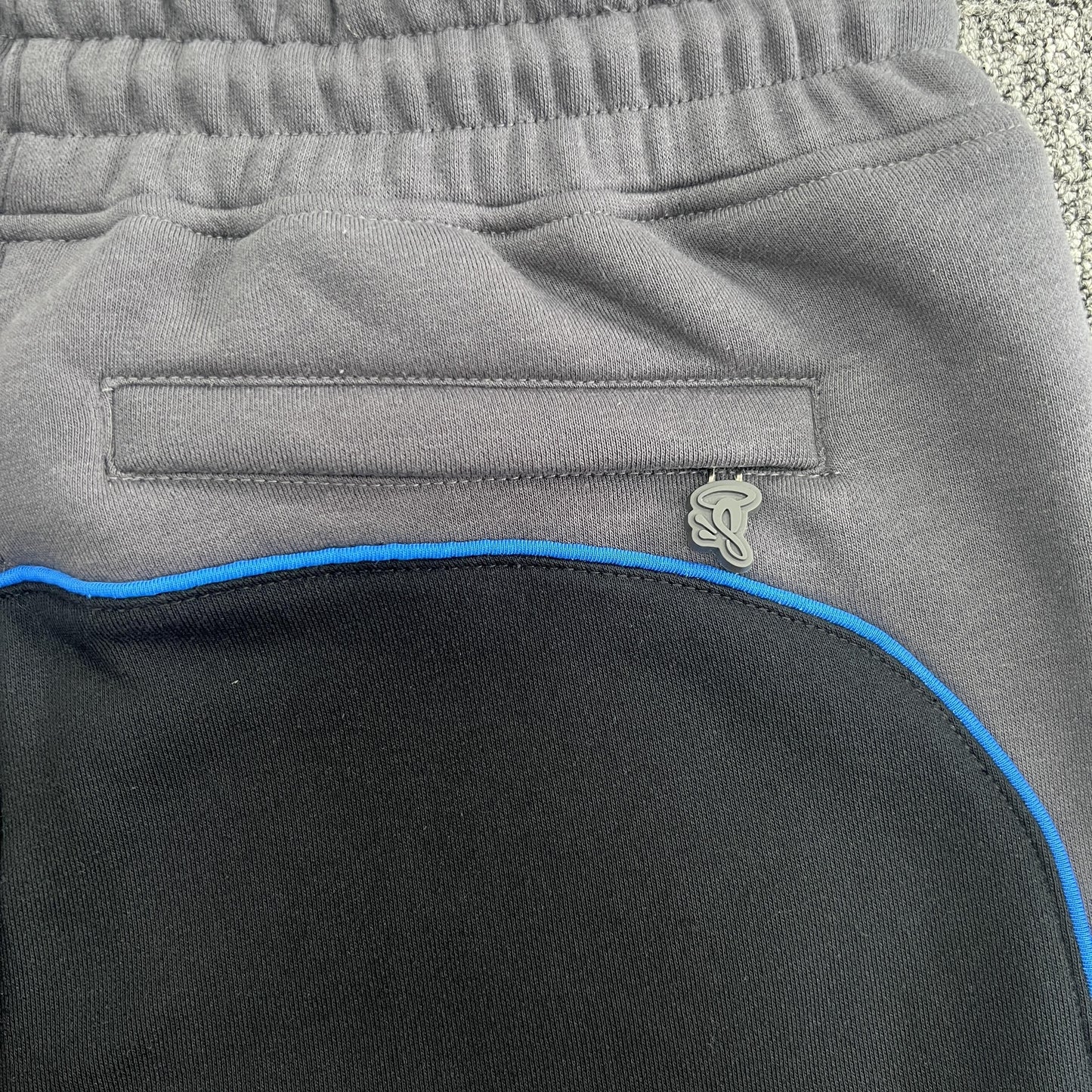 Syna World Pipe Short Black