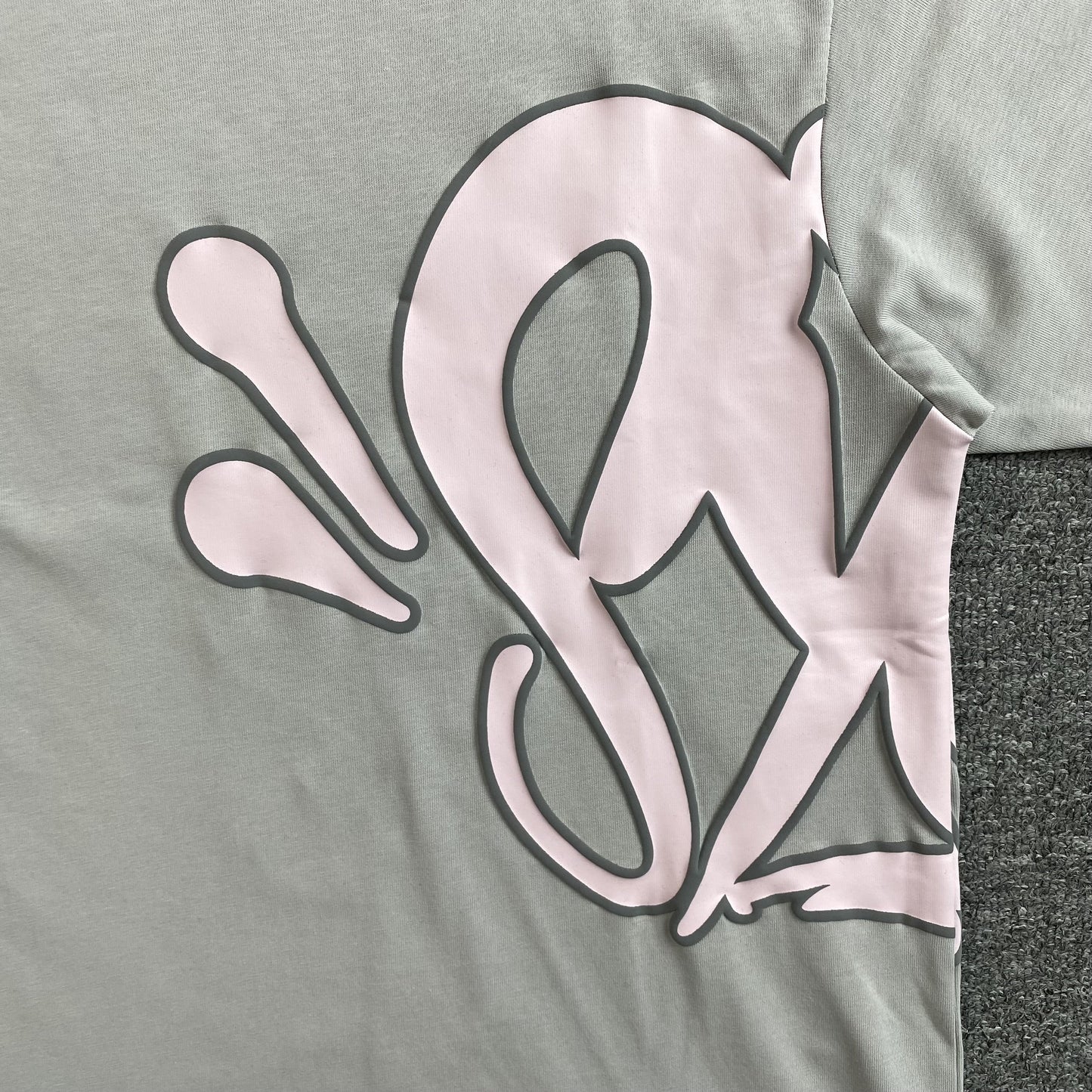 Syna World Syna Logo T-Shirt/Short Set Grey Pink