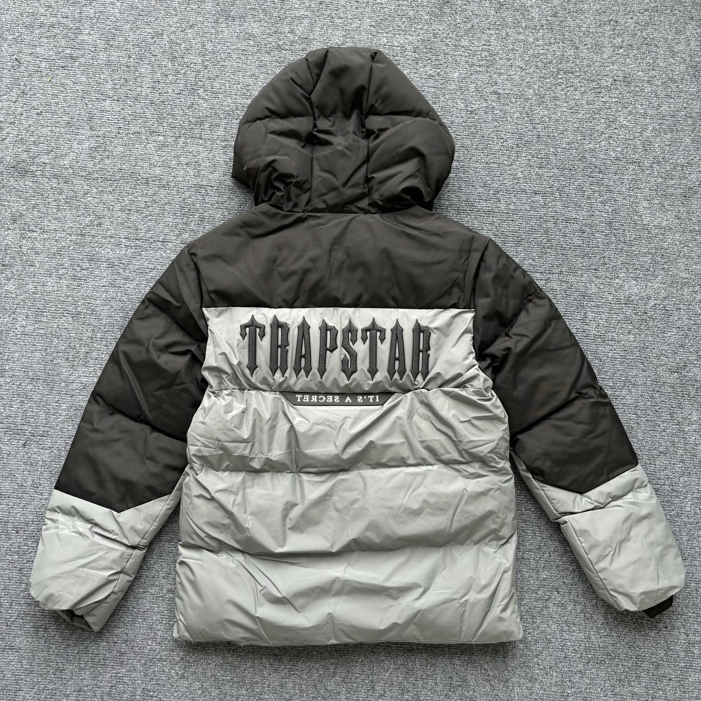 Trapstar Decoded Puffer Jacket Grey