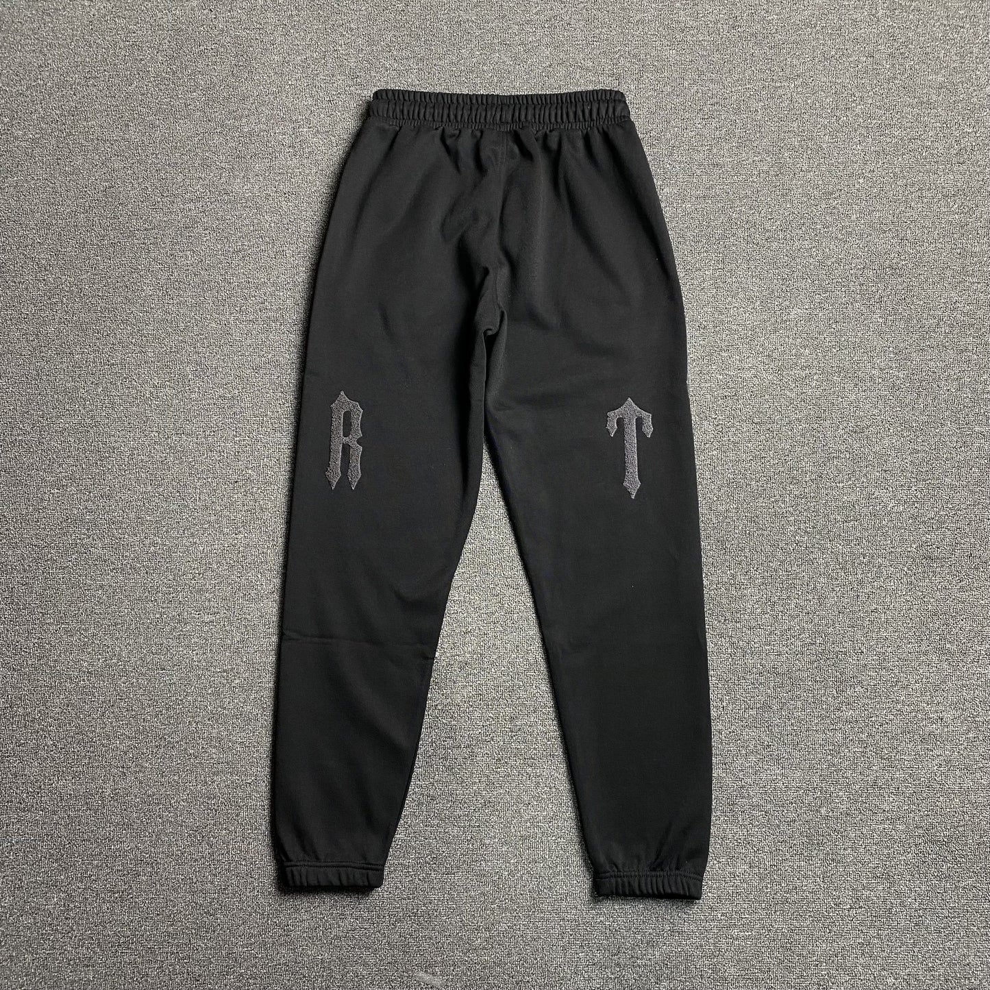 Trapstar Irongate Arch Chenille 2.0 Tracksuit Black