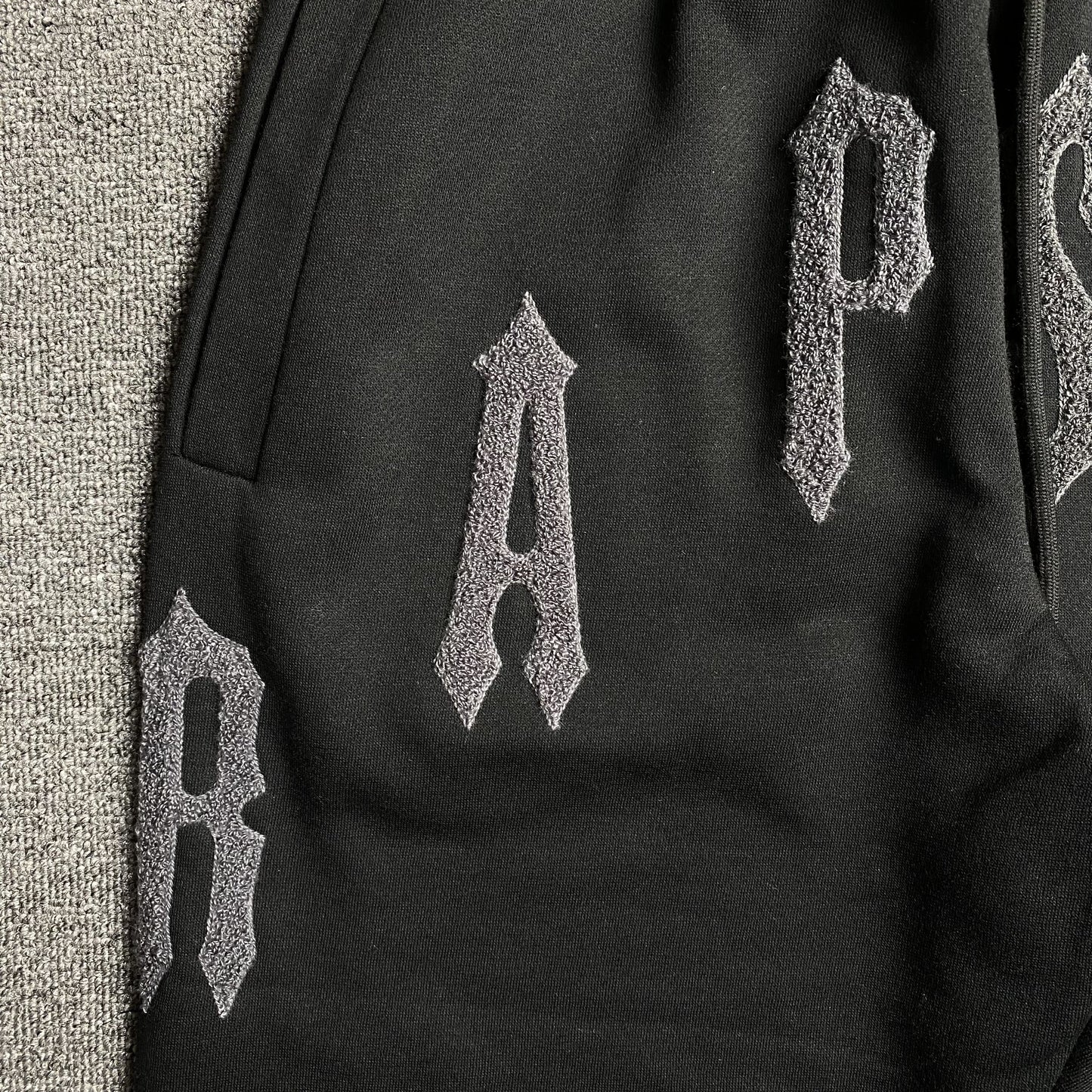 Trapstar Irongate Arch Chenille 2.0 Tracksuit Black