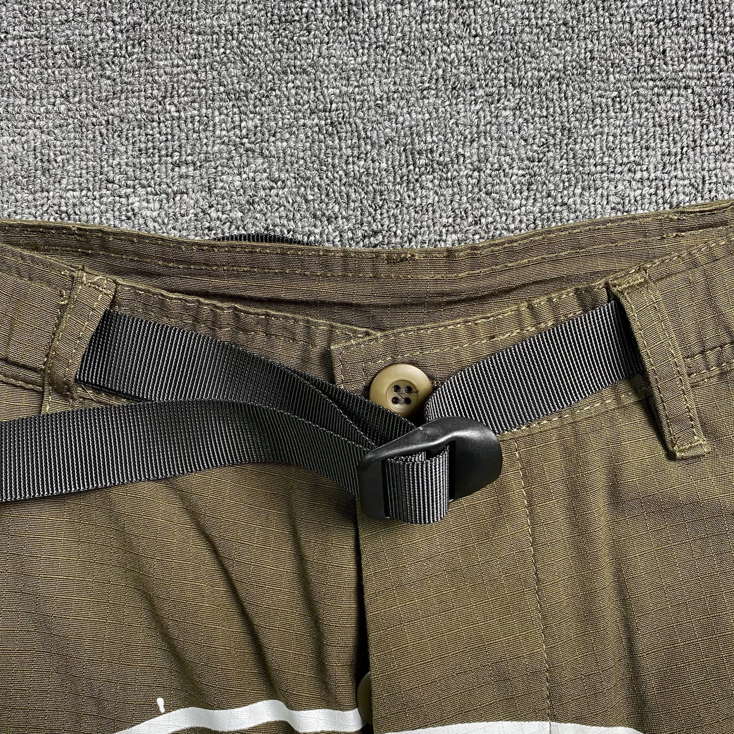 Corteiz Alcatraz Cargo Shorts Brown
