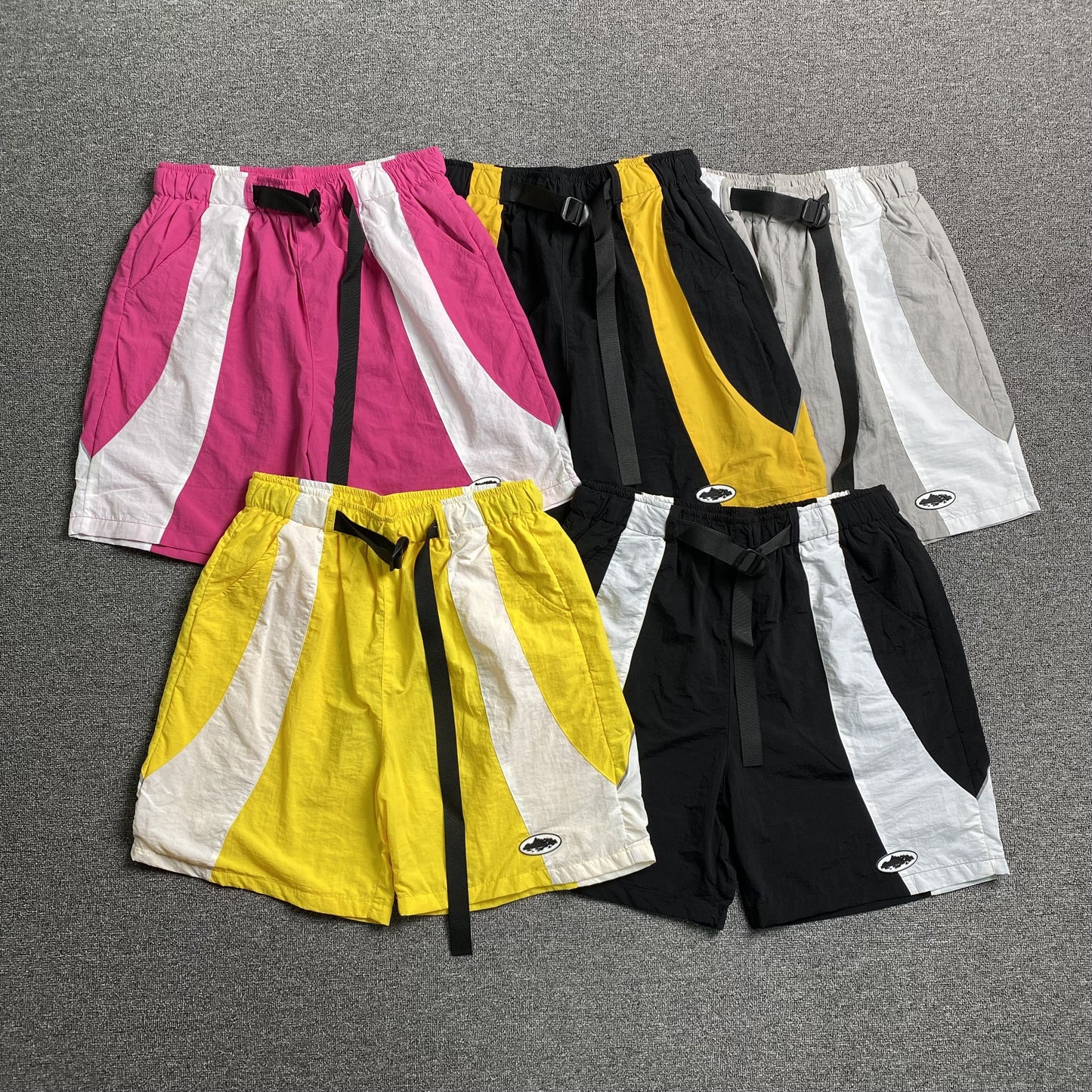 Corteiz Spring Shorts Black Yellow