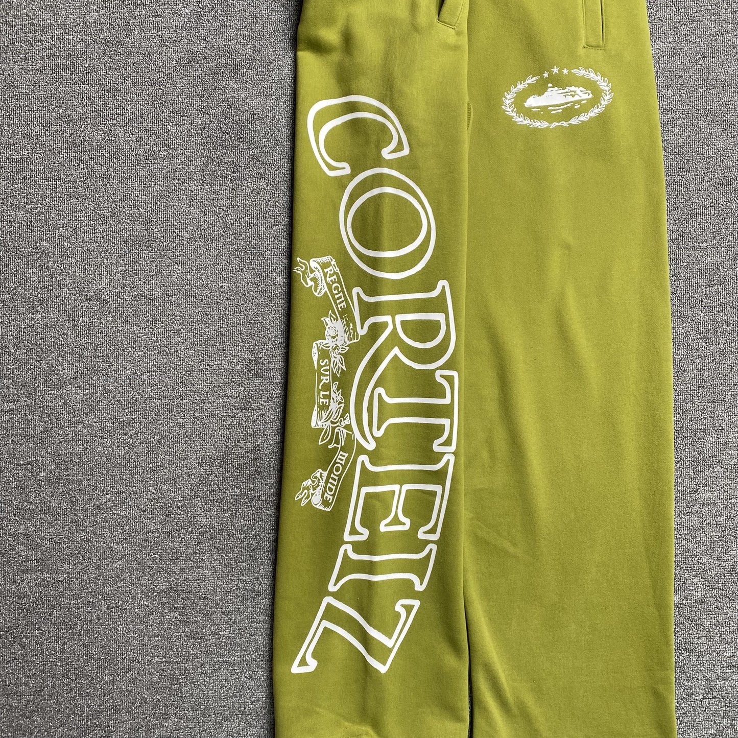 Corteiz Superior Royale Open Hem Pants Olive