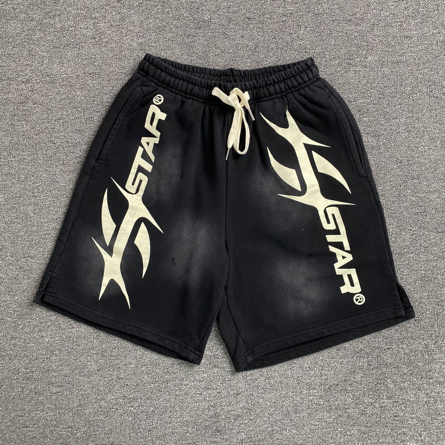 Hellstar Shorts Black