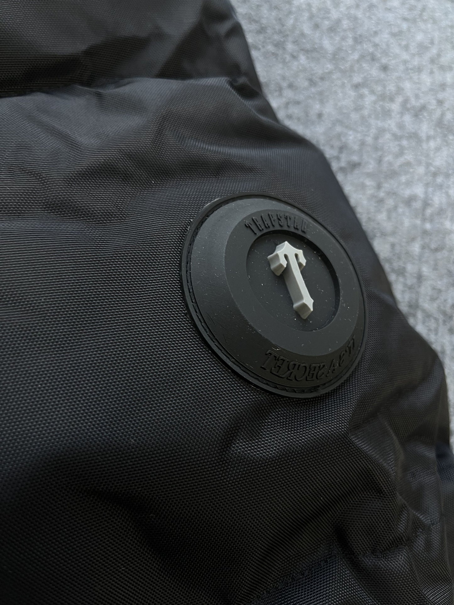 Trapstar Irongate Arch Puffer Jacket Black